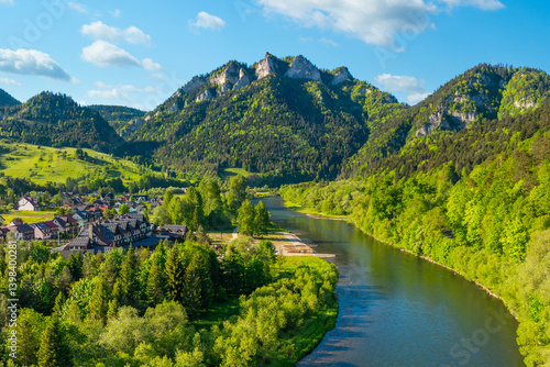 Obraz na płótnie Summer view of the Three Crowns in the Pieniny National Park at the foot of the Tatra Mountains. Poland w salonie