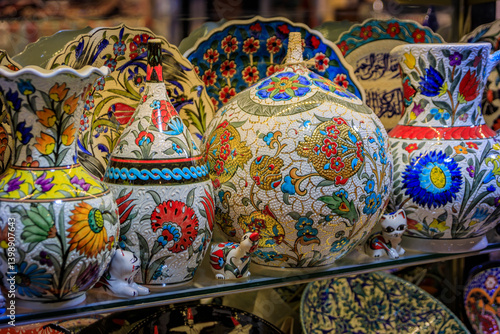 Obraz na płótnie Ornate Turkish ceramic Iznik pottery, pomegranate tree of life, Istanbul, Turkey w salonie