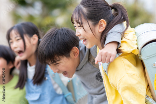 Bild auf Leinwand 小学生のポートレート