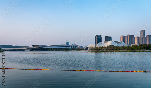 Obraz na płótnie Tranquil City Waterscape w salonie