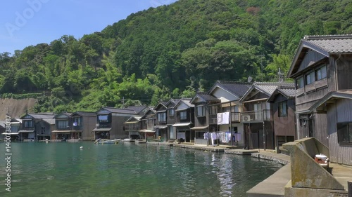 京都丹後の夏 伊根の舟屋
