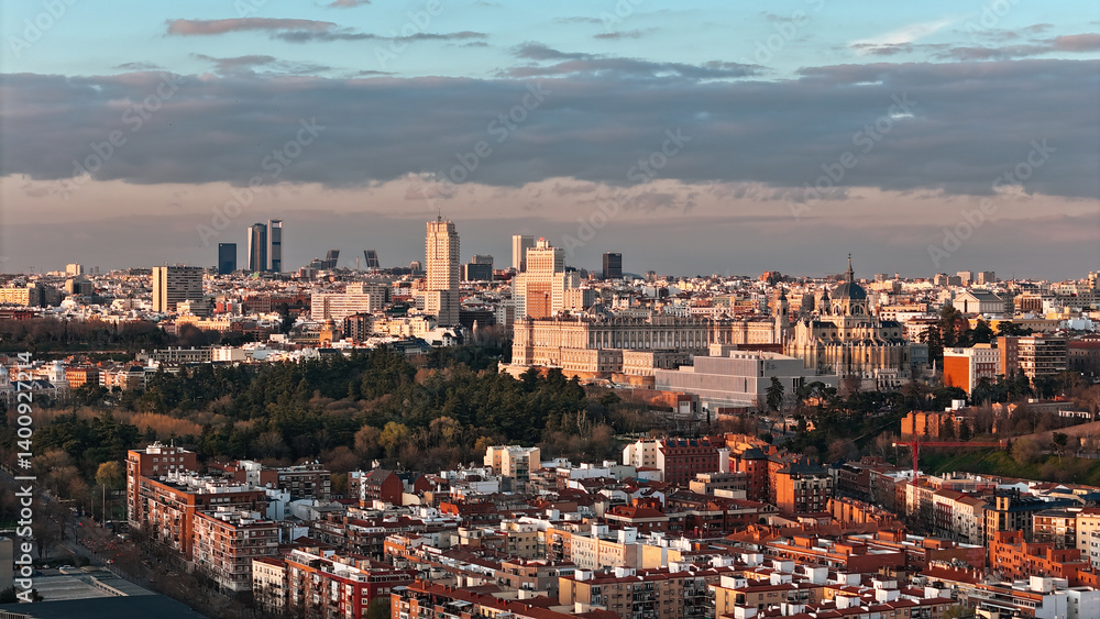 Fototapeta premium Madrid Aerial Sunset