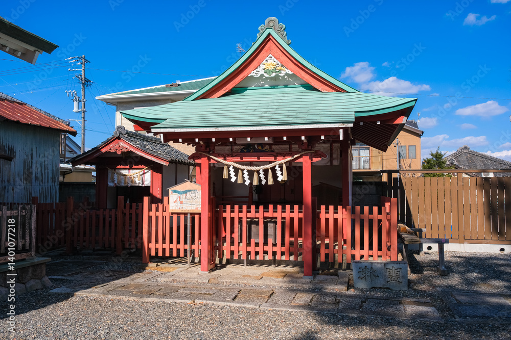 愛知県豊橋市 吉田神社の境内社、金柑丸・城守護稲荷社