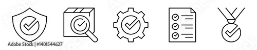 Conjunto de iconos de control de calidad. Evaluación, cumplimiento y garantía de estándares. Escudo validado, revisión de producto, proceso aprobado, lista verificada, medalla de calidad