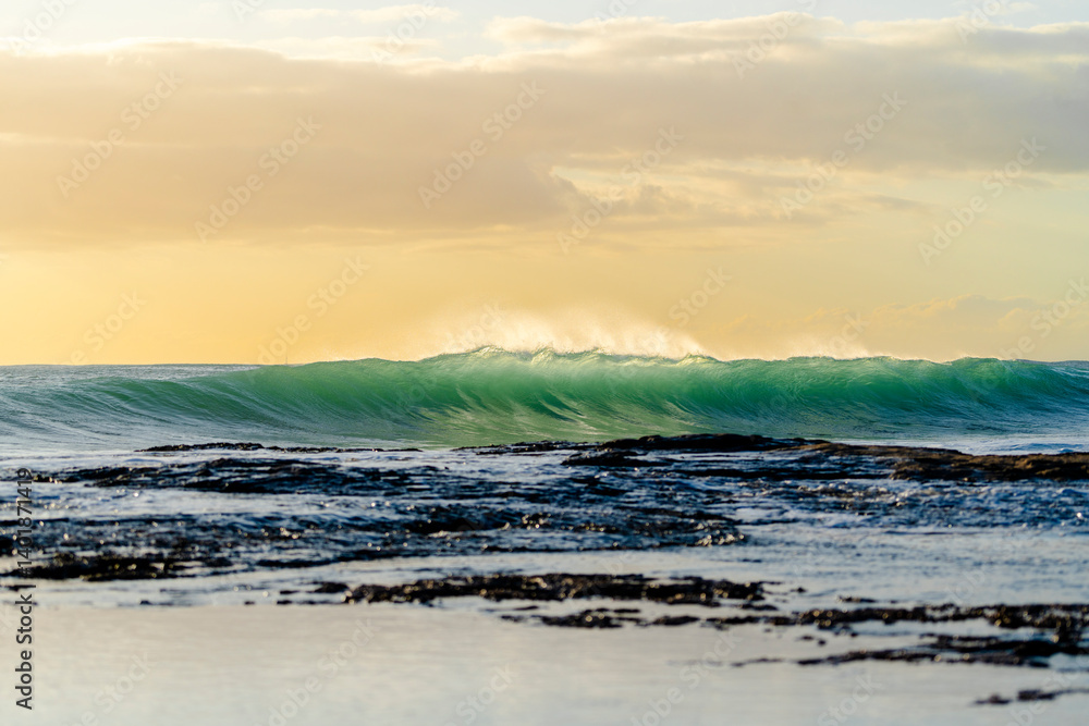 Fototapeta premium SUNSET WAVES
