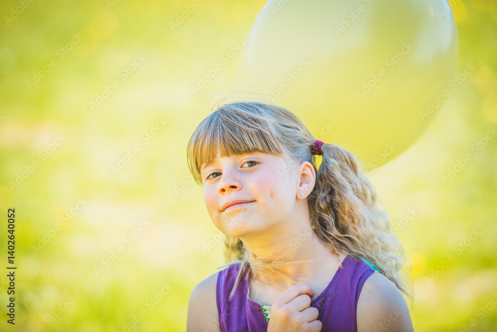 Kind / Luftballon Kind / Luftballon