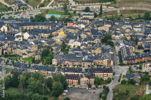 Obraz na płótnie Aerial view of the town of Benasque, Huesca, in the Aragon region of Spain w salonie