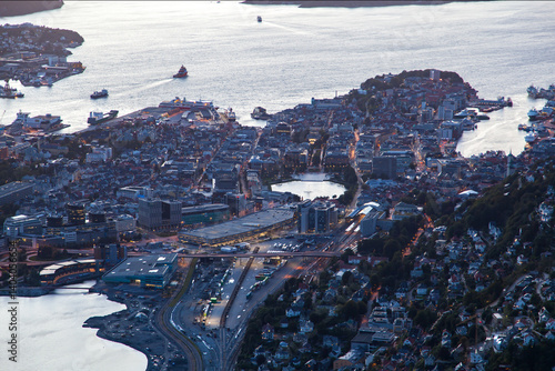  Journey through Bergen's Cityscape and Scenic Mountains