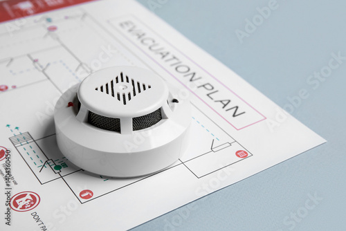 Modern smoke detector with ...