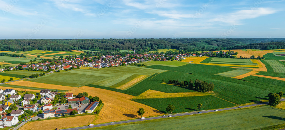 Ausblick auf den Naturpark Augsburg Westliche Wälder im Tal der Schmutter rund um die Marktgemeinde Diedorf