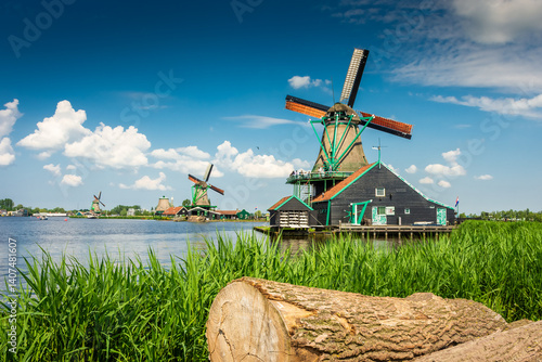Obraz na płótnie Beautiful windmills in the countryside area of Zaanse Schans, Netherlands w salonie
