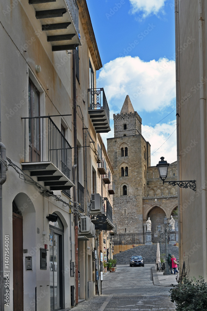 Cefalù strade, vicoli e case del centro storico - Sicilia