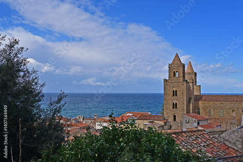 Obraz na płótnie Cefalù ed il suo mare Mediterraneo - Sicilia w salonie