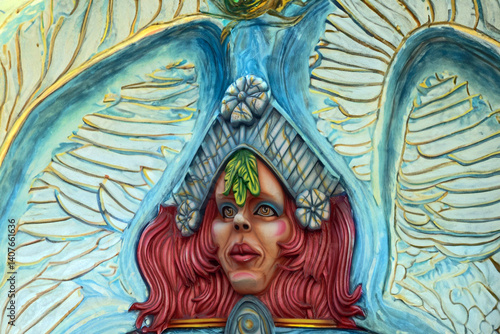 Obraz na płótnie Volto Alato di Fantasia!
Parole Chiave:
Carnevale
Maschera
Volto
Ali
Angelo
Fantasia
Surrealismo
Colore
Dettaglio
Espressione
Mistero
Sogno
Arte
Artigianato w salonie