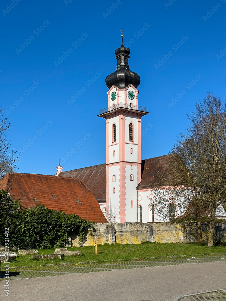Kirche Sankt Peter und Paul in Laupheim