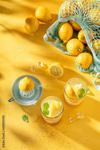 Obraz na płótnie Cold lemonade as summer refreshing drink on ice. w salonie