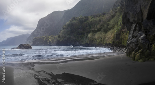 Obraz na płótnie Visit Madeira Seixal Port Beach to experience its stunning black sand and scenic cliffs along the coast w salonie