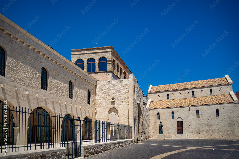 Fototapeta premium sur de Italia calles edificios y paisajes típicos de Nápoles y Apulia