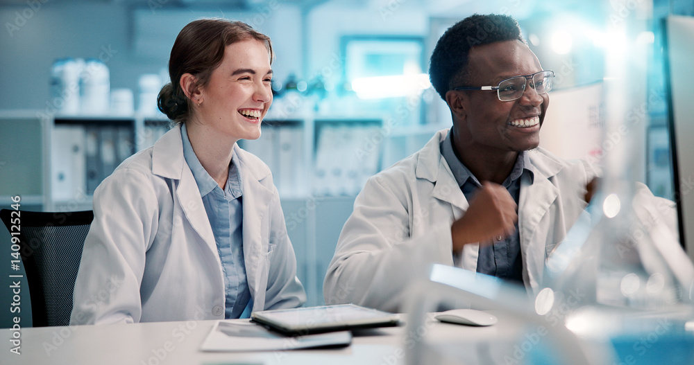 Fototapeta premium Science, lab and scientists fist pump on computer for discovery, breakthrough and vaccine development. Healthcare, biology and man and woman on pc celebrate for medical research, cure and medicine