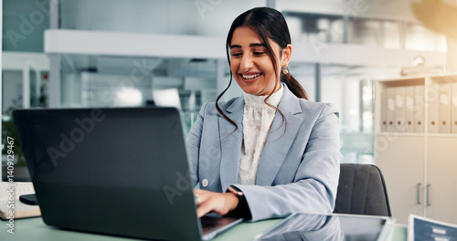 Obraz na plátne Happy woman, laptop and typing in office for business, company report and financial review