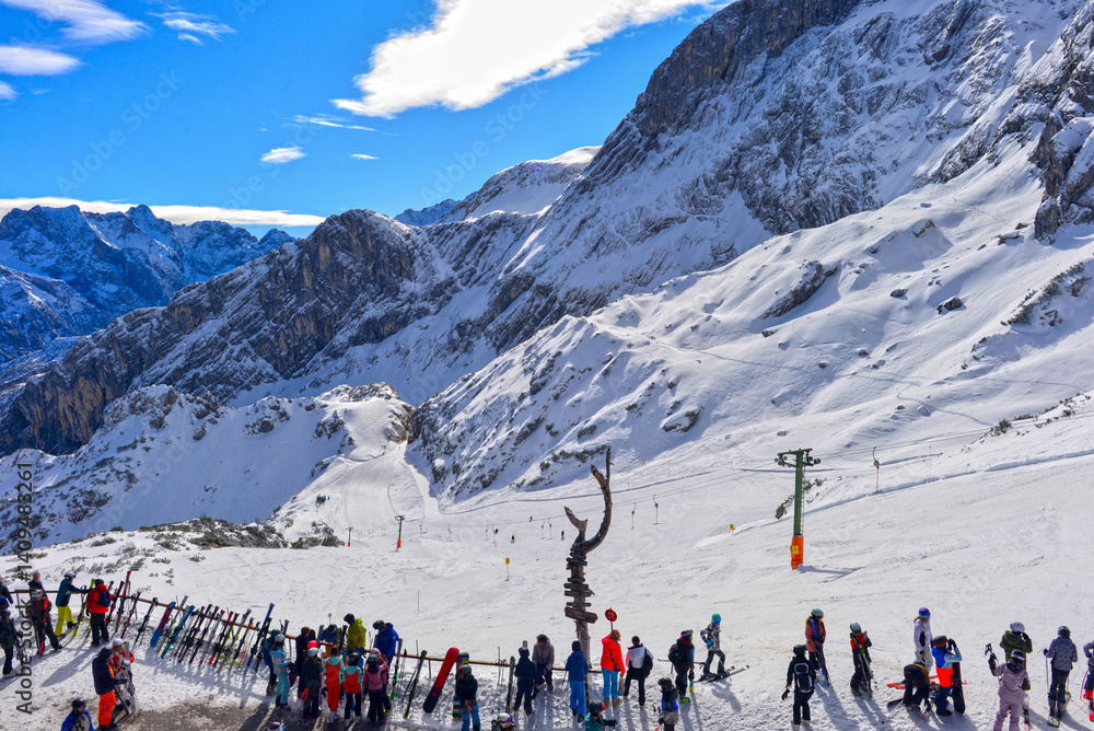 Skigebiet am Osterfelderkopf bei Garmisch-Partenkirchen (Bayern)