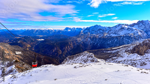 Obraz na płótnie Die Alpspitzbahn bei Garmisch-Partenkirchen (Bayern) w salonie