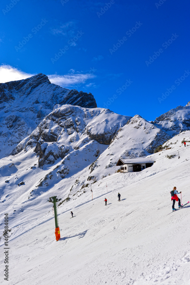 Skigebiet am Osterfelderkopf bei Garmisch-Partenkirchen (Bayern)