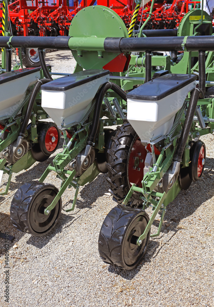 Mechanical Seed Drill Planter Agriculture Machine Seeder