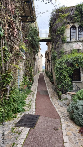 Fototapeta Naklejka Na Ścianę i Meble -  narrow street in the old town
