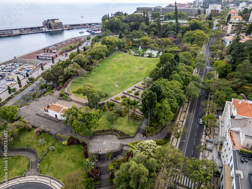 Obraz na płótnie Santa Catarina park in Funchal city, Madeira Island, Portugal w salonie
