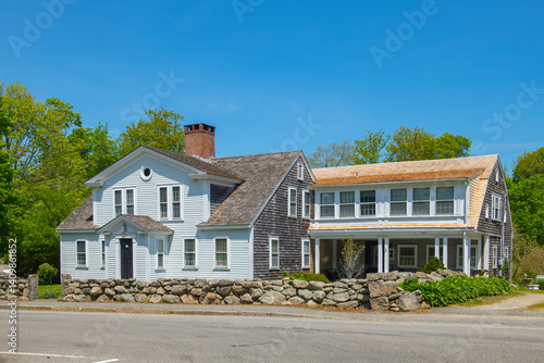 Obraz na płótnie Historic residential building at 174 Branch Street in town center of Scituate, Massachusetts MA, USA. w salonie