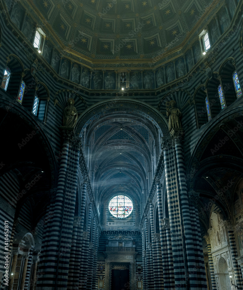 Obraz premium The Cathedral of Siena. Interior. Italy