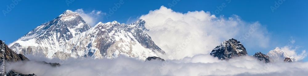 Mount Everest Mt Lhotse and Makalu peak from Renjo pass