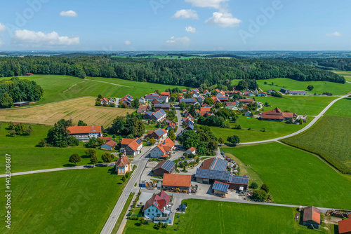 Der Naturpark Augsburg-Westliche Wälder bei Markt Wald in den Stauden von oben