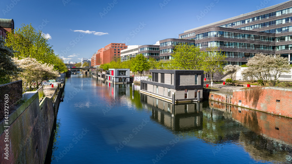 Obraz premium Hausboote auf dem Fleet in Hamburg