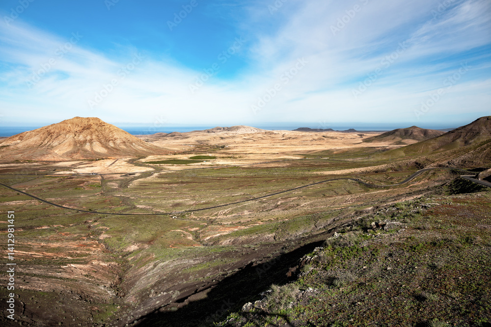 Fototapeta premium Mount Sagrada de Tindaya and hilly landscape, Island Fuerteventura, Canary Islands, Spain, Europe.