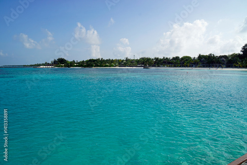 Obraz na płótnie tropical island paradise on the Maldives w salonie