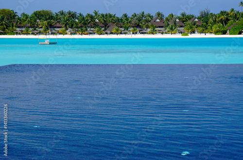 Obraz na płótnie scenic swimming pool on the maldives w salonie