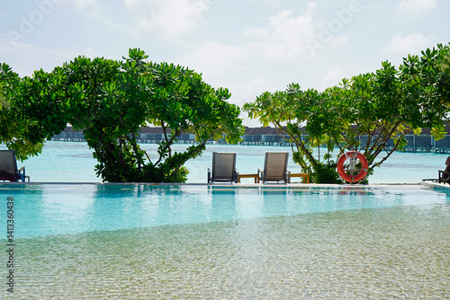 Obraz na płótnie scenic swimming pool on the maldives w salonie