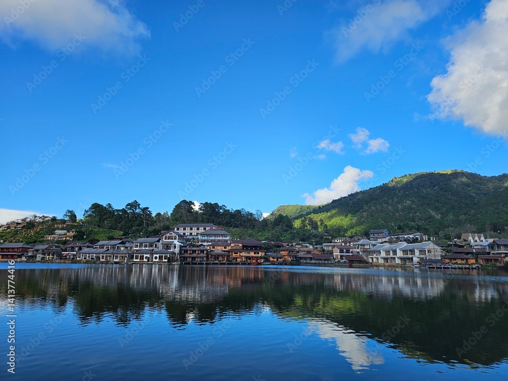 Fototapeta premium view of the lake