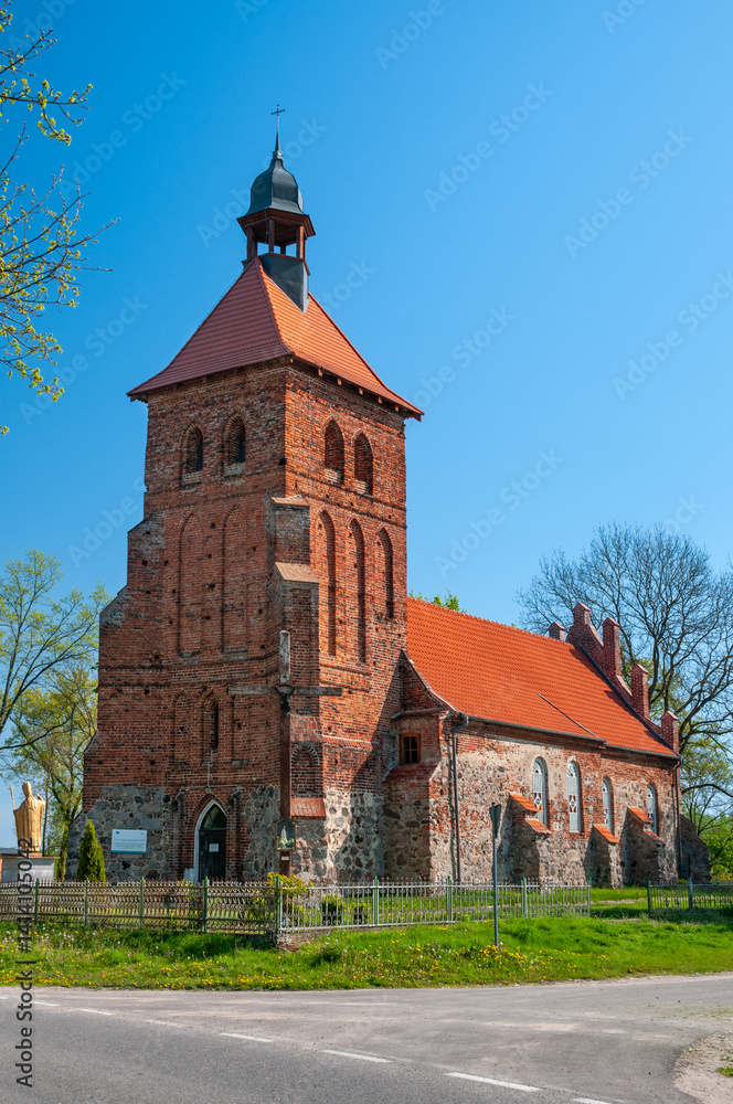 Φωτογραφία Gothic church of Christ the King in Trumieje, Pomeranian Voivodeship, Poland