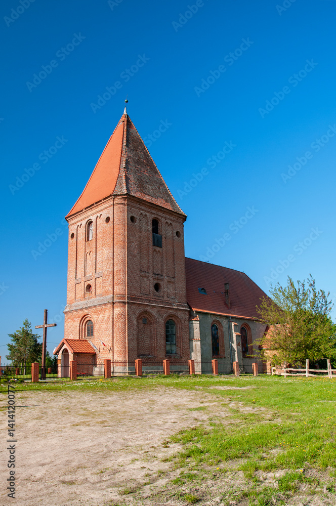 Φωτογραφία Gothic church of Our Lady Queen of Poland in Dobry, Warmian-Masurian Voivodeship