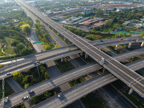 Obraz na płótnie Aerial view city transport junction cross road with vehicle movement w salonie