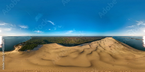 Fototapeta Naklejka Na Ścianę i Meble -  360 Aerial view panorama Dune du Pilat