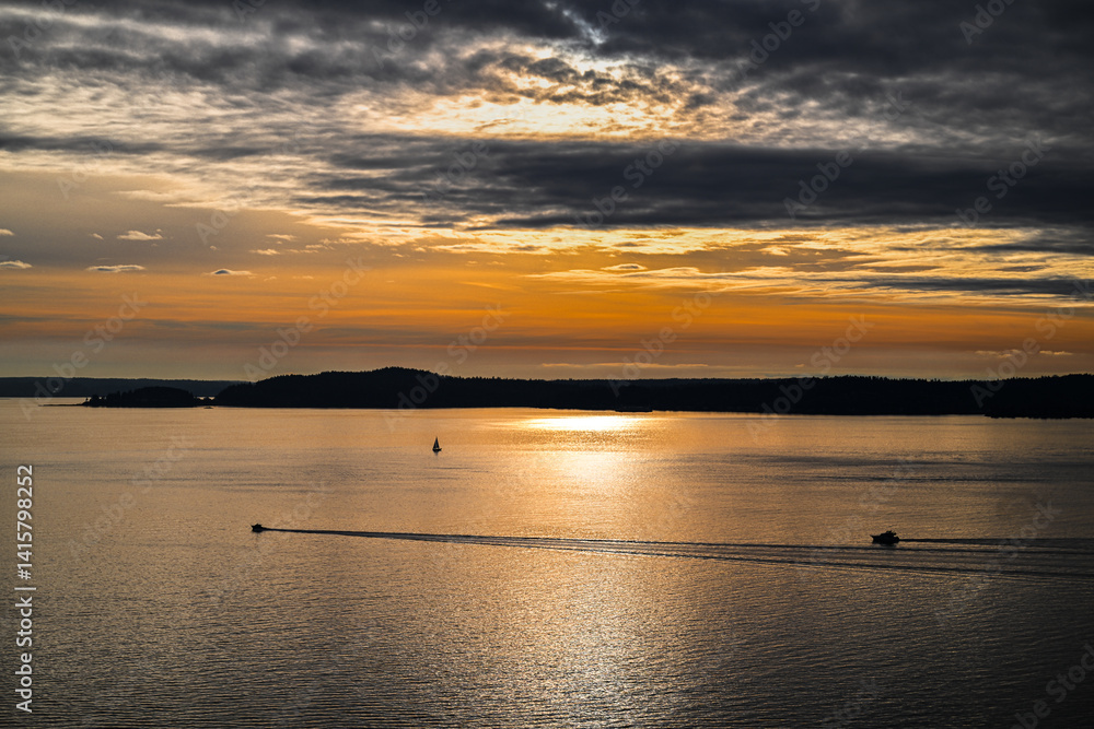 Sunset at the Discovery Park in Seattle, WA