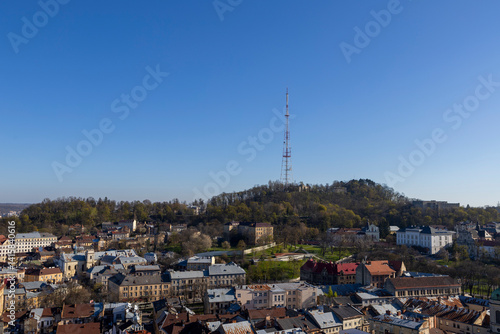 Obraz na płótnie Lviv TV tower on the High Castle mountain and the old town of Lviv w salonie