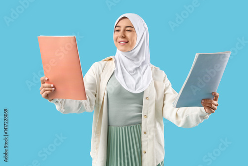 Beautiful young Muslim woma...