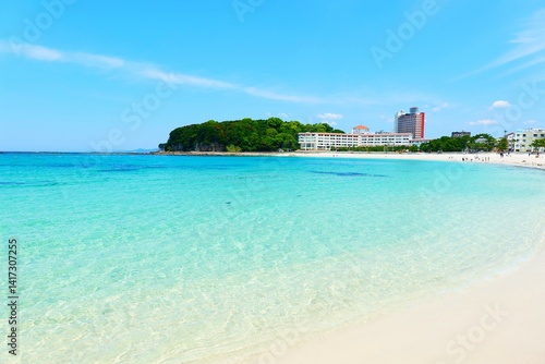 南紀白浜、白良浜。和歌山、日本。5月下旬。