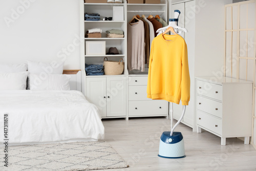 Modern steamer with sweatsh...