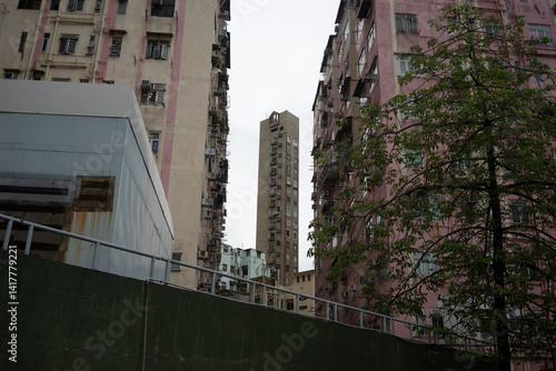Obraz na płótnie Vibrant and authentic Hong Kong street scenes capturing daily life, neon lights, urban energy, and cultural atmosphere—ideal for editorial, travel, and lifestyle use. w salonie
